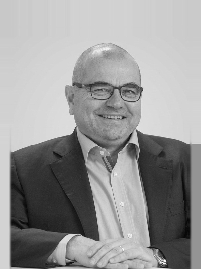Black and white portrait photo, Senior Consultant